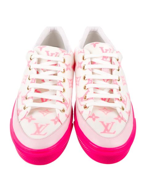 louis vuitton shoe pink